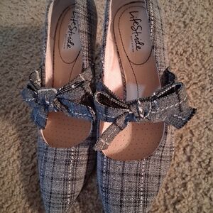 Life Stride Women's Plaid Bow Heels - Black and Gray